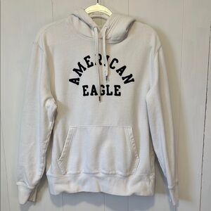 American Eagle Outfitters Men's White Hoodie